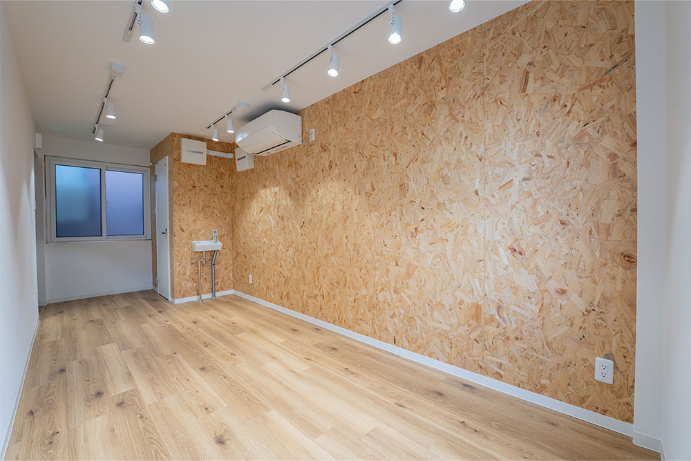 C号室の2F事務所