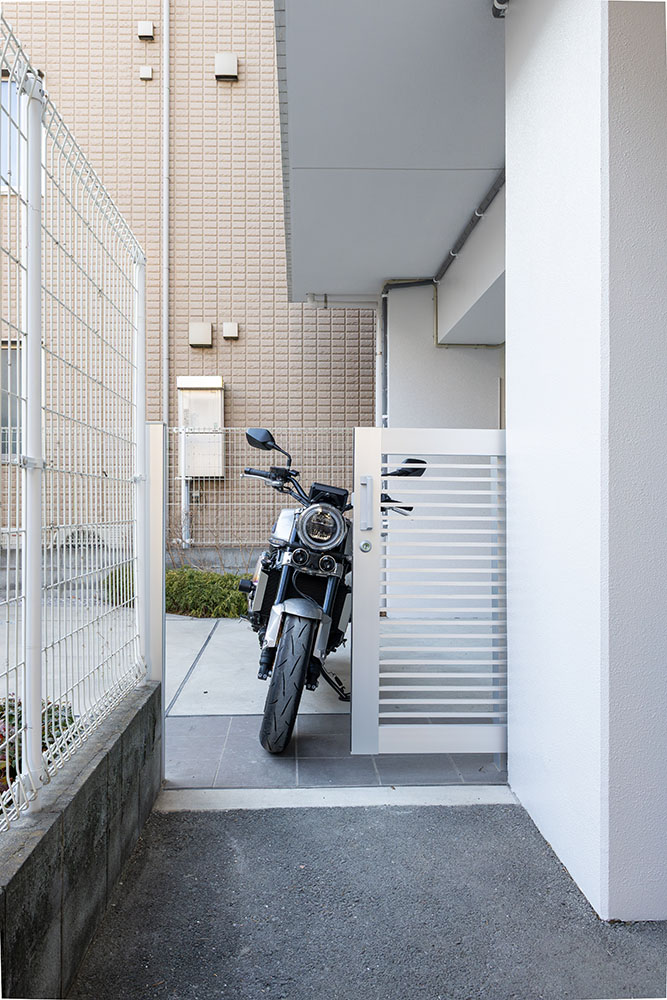 専用庭のスライドゲート