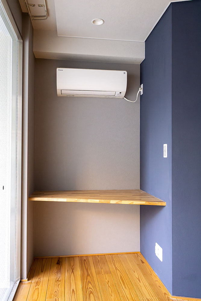 居室角のカウンター