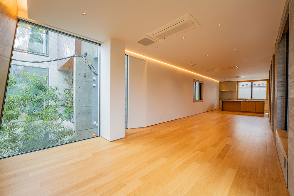 NAVY/REDのLDK（35.72帖）