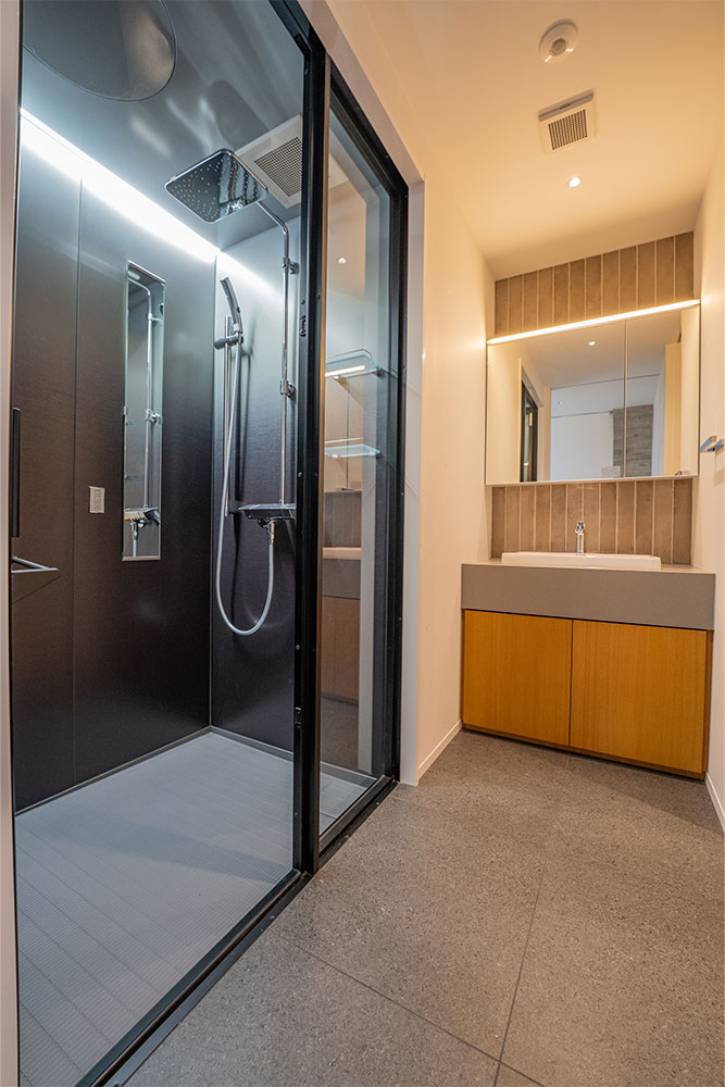 洋室（11.88帖）のシャワールーム