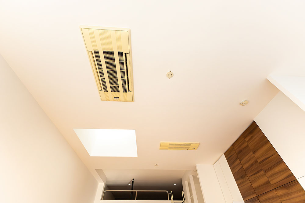 天井埋め込みエアコン