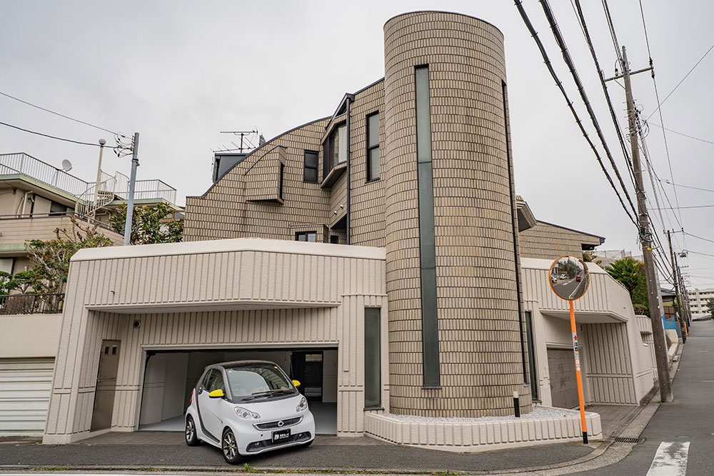 神奈川県横浜市港南区港南台7丁目の中古ガレージハウスとSmart