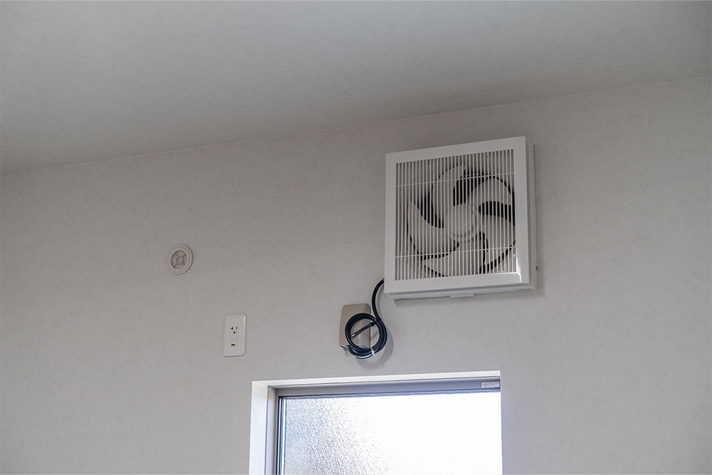 換気扇とエアコン設置用100V電源