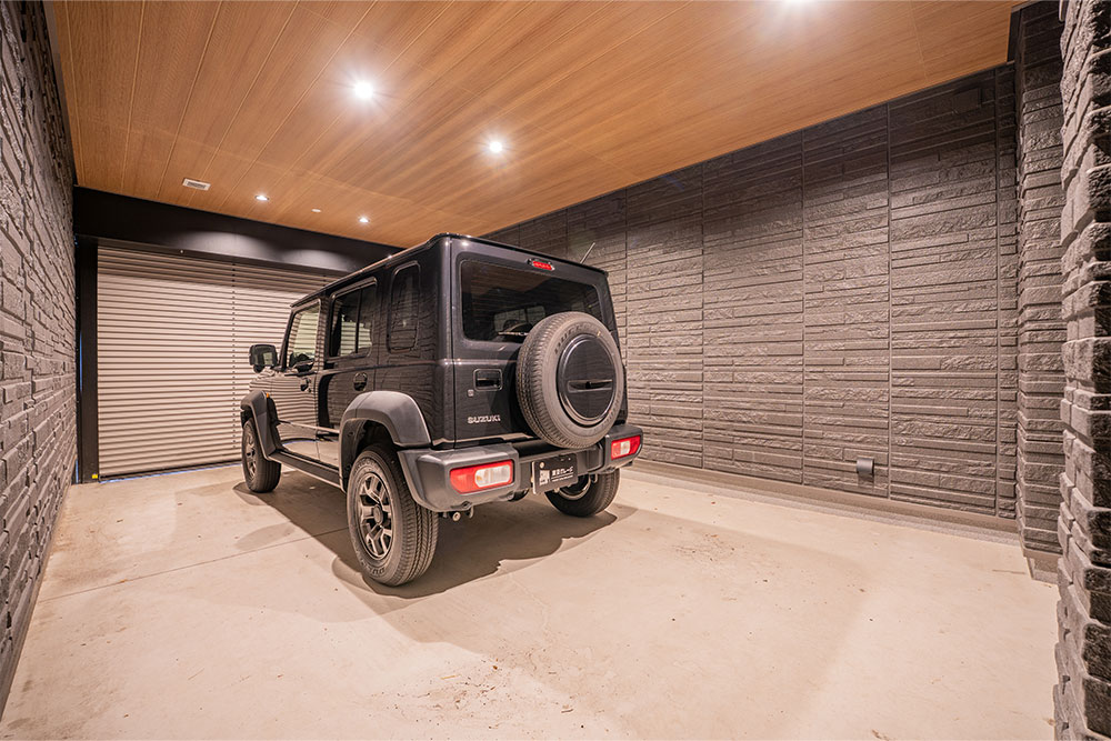 奥行6.45mでロングモデルやハッチ開閉も◎