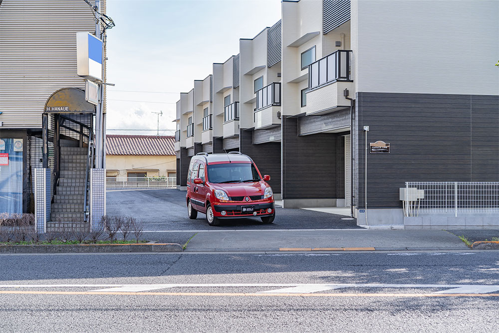 敷地入口の様子