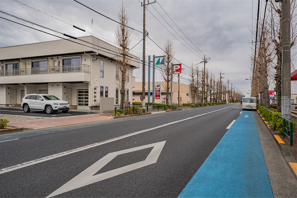 前面道路（新奥多摩街道）の様子