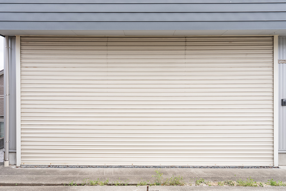 シャッターを全て閉めた様子