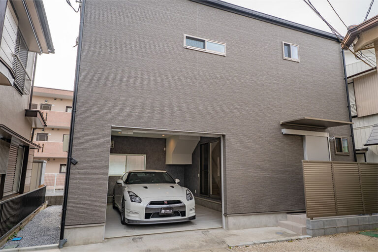 別宅にも◎、路地の先にひっそり佇む建売ガレージハウス｜川口市