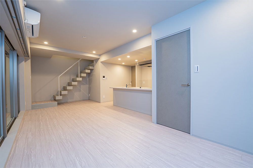 1002号室のLDK（19帖）