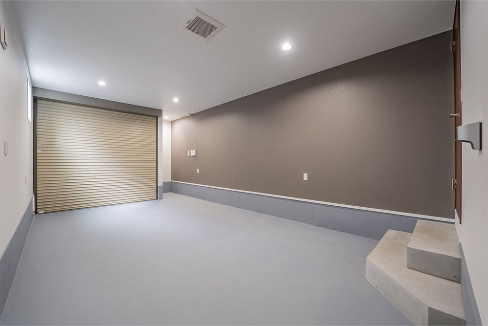 3号室のガレージ内観