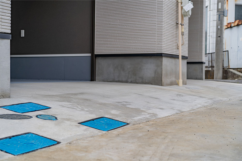 ガレージ入口の傾斜