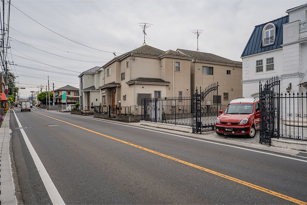 前面道路（さいたま鳩ヶ谷線）