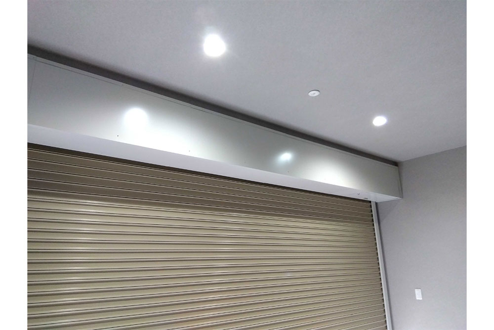 ガレージの照明