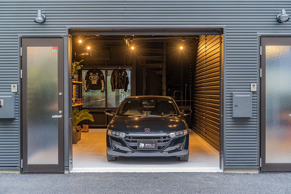 2号室のガレージに駐車したS660