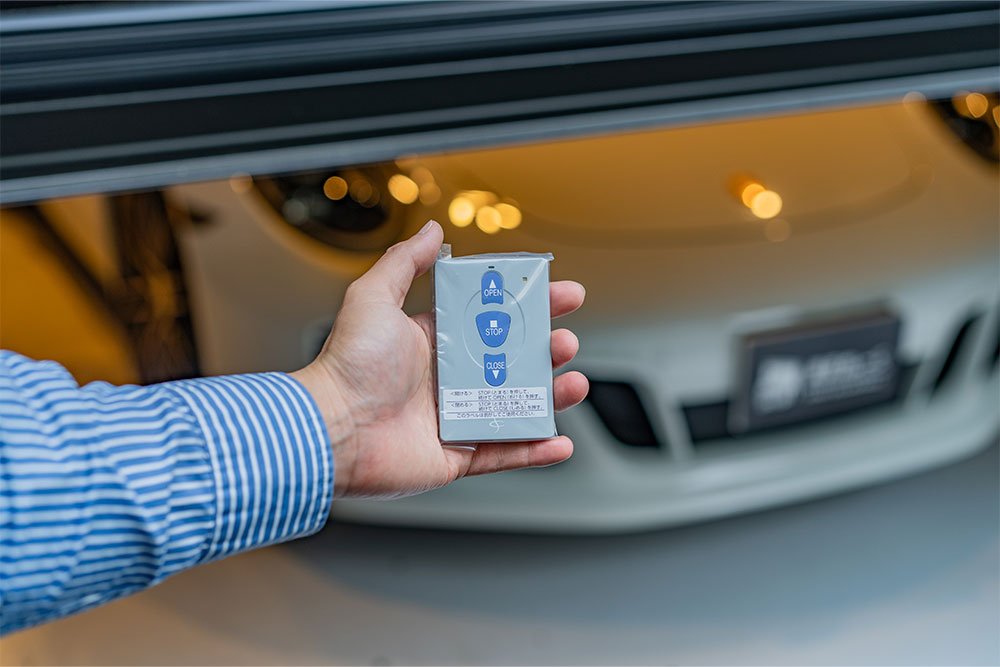 1号室のシャッターリモコン