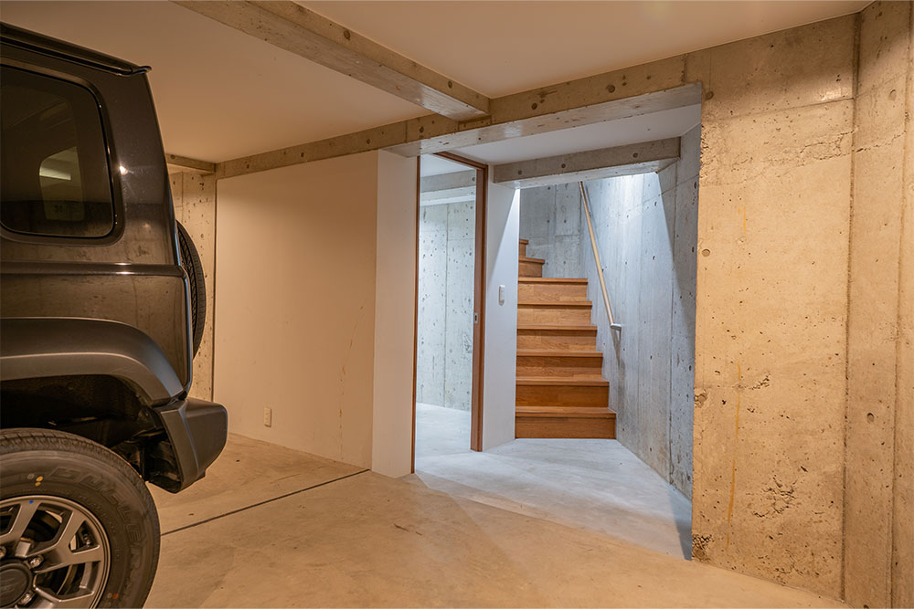 居室へ繋がる階段