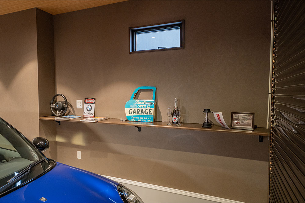 ガレージの棚