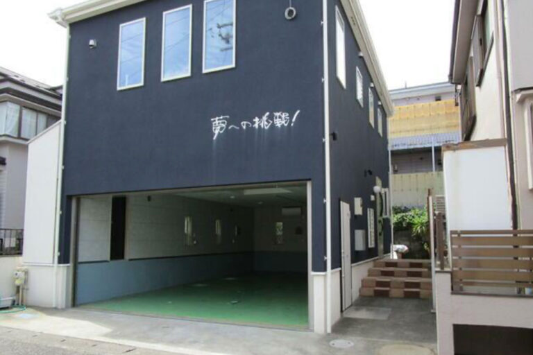 ＜1LDK+ガレージ（99.36㎡）/190,000円＞川崎市麻生区の賃貸戸建ガレージハウス