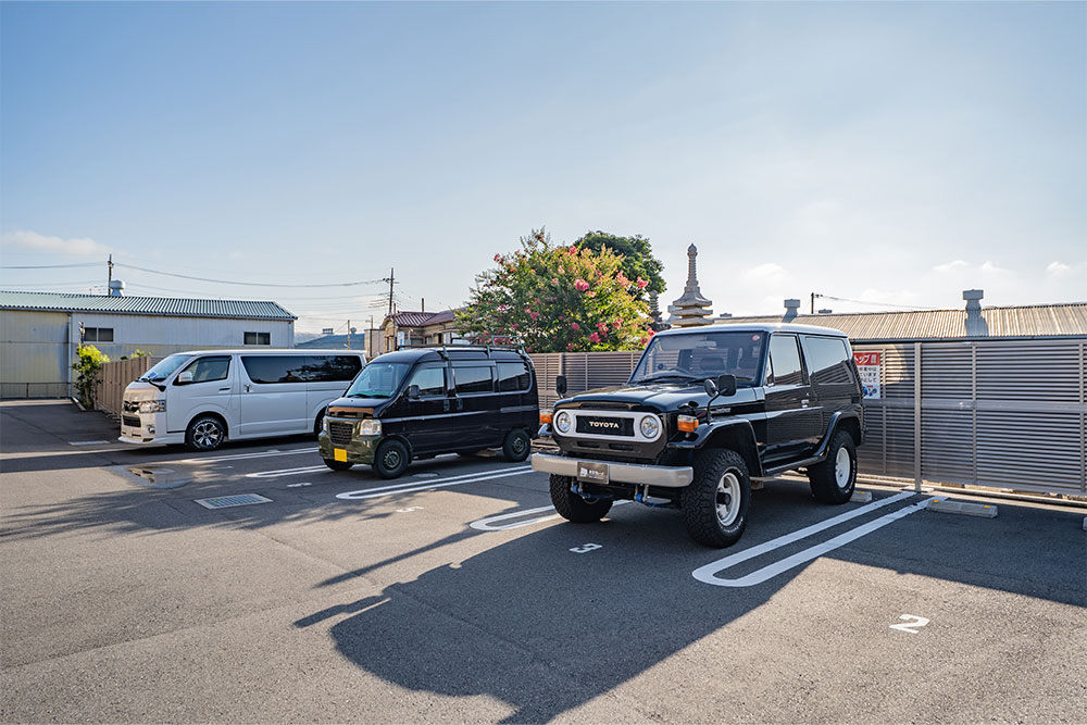 屋外駐車場