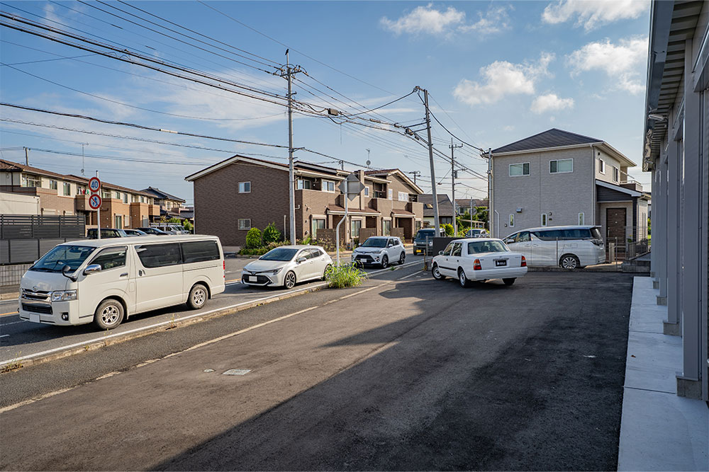 敷地内で切り返しできる、ゆとりある配置