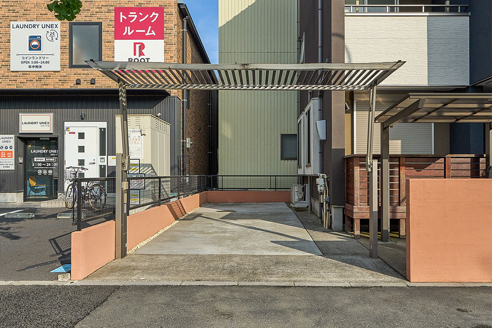 屋外駐車スペース