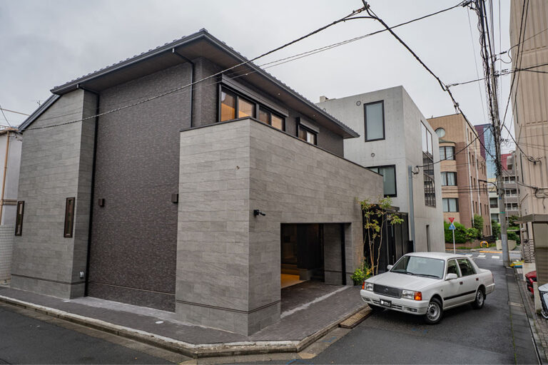 専有面積176m&sup2;、3SLDK+並列2台ガレージ｜白金高輪駅 徒歩4分