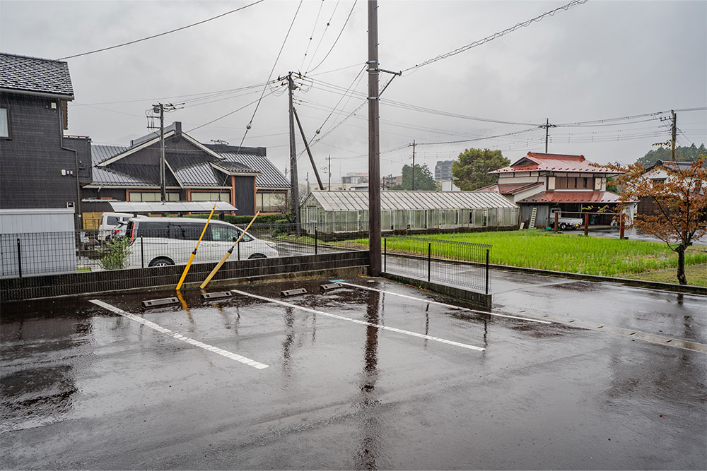 敷地内屋外駐車場