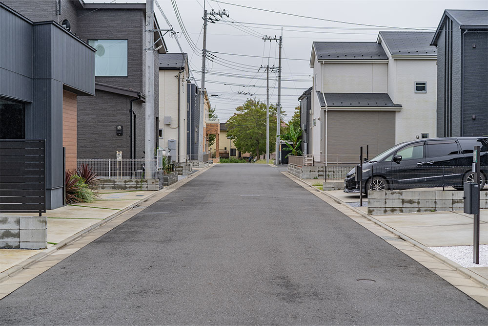 実測5.80mのゆとりある前面道路